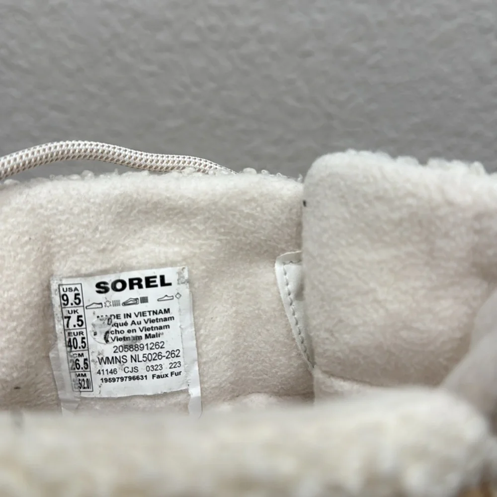Sorel Explorer ll Carnival Waterproof Boots Size 9.5